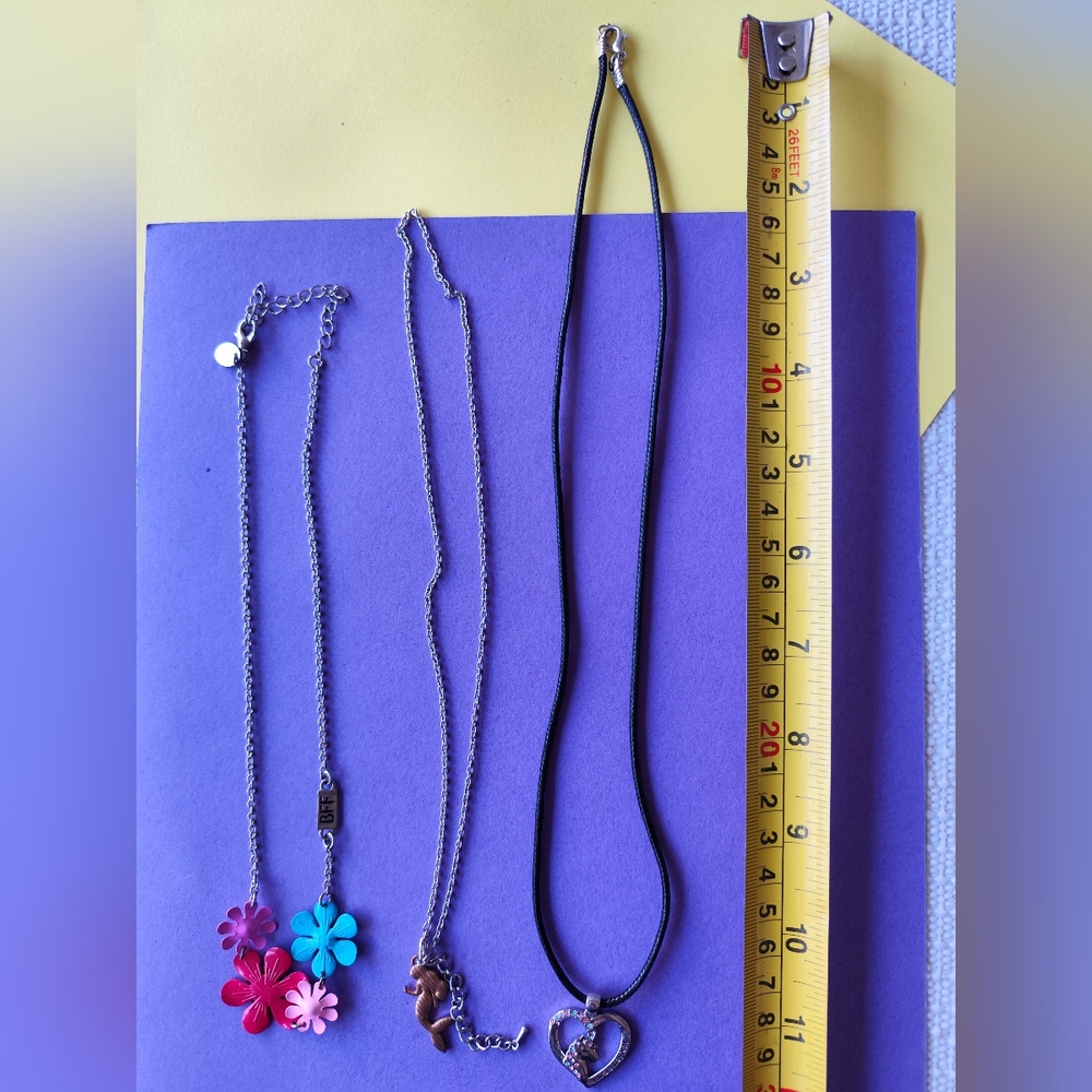 4/$50⭐️Set of 3 necklaces flowers/mermaid/heart